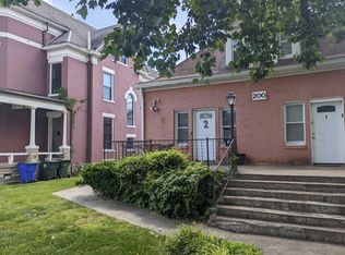 200 E Maxwell St #7, Lexington, KY 40508
