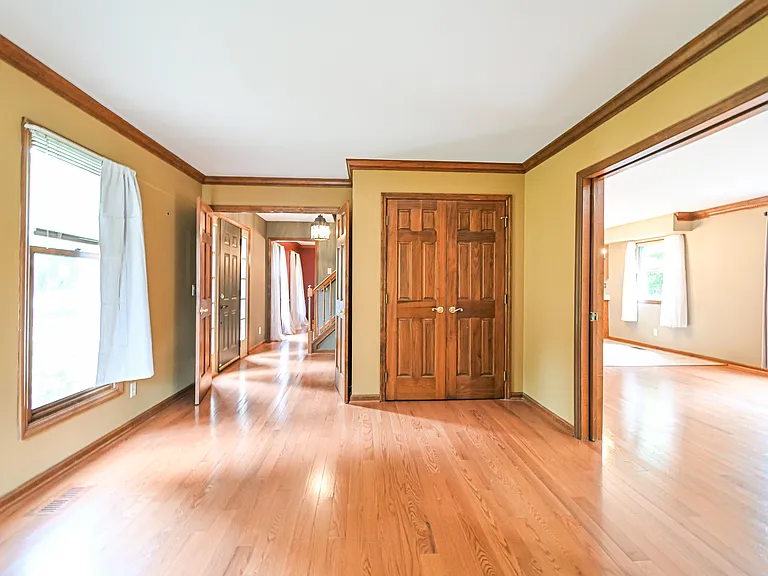 5959 Shallow Creek Dr — Photo 18