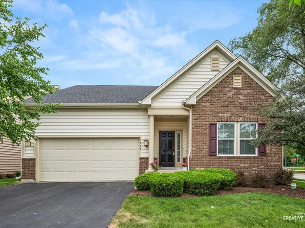 1648 Colchester Ln, Aurora, IL 60505