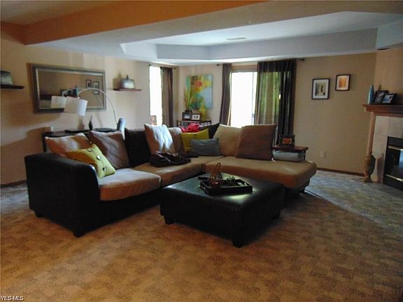 2nd image of 8591 Scenicview Dr #T105