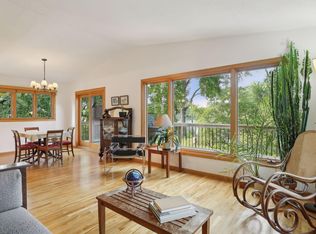 869 Cobb Rd, Shoreview, MN 55126