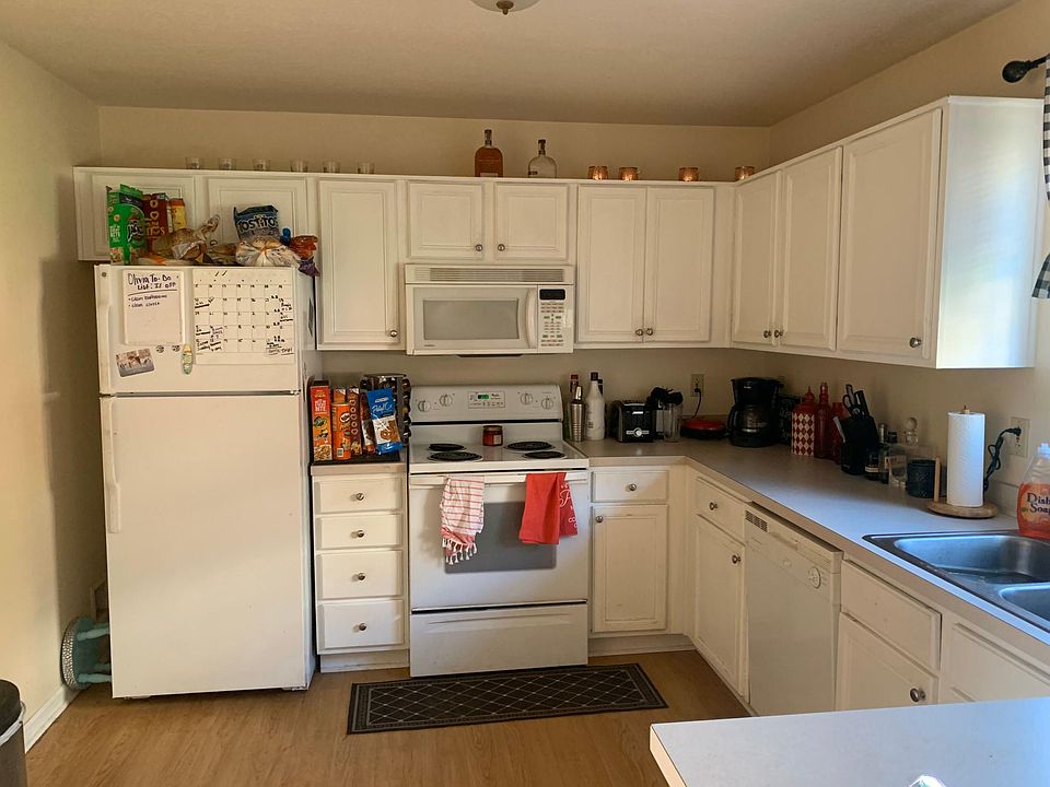1st image of 2917 Blairdon Cir