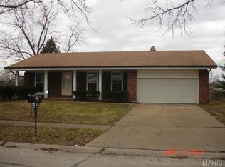 4391 Rhine Dr, Florissant, MO 63033