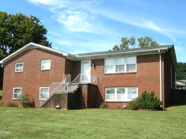 2102 Sentell Cir, Maryville, TN 37803