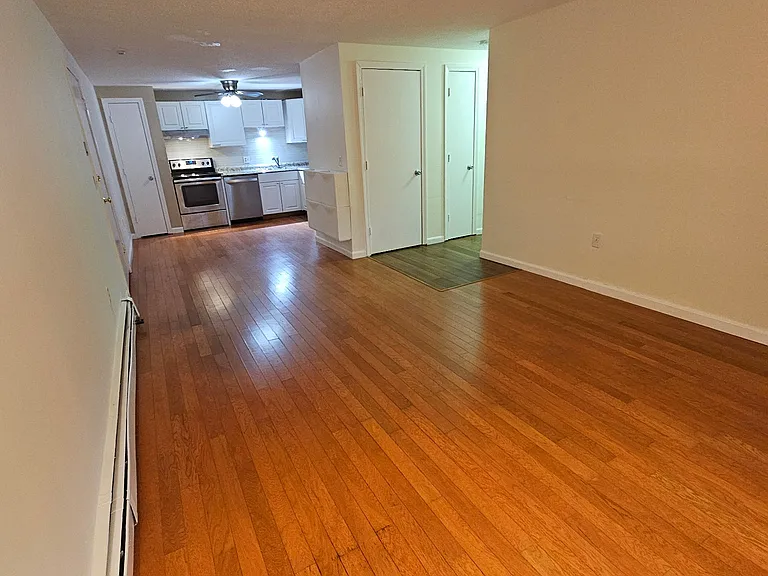 102 White Cedar Blvd #102 — Photo 4