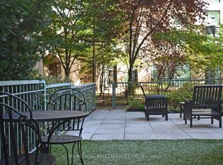 109 Front St E #121, Toronto, ON M5A 4P7