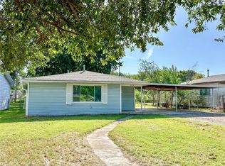 404 S 3rd St, Davis, OK 73030
