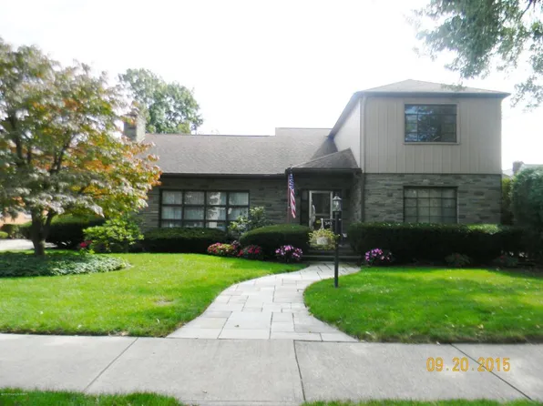 543 Charles Ave, Kingston, PA 18704