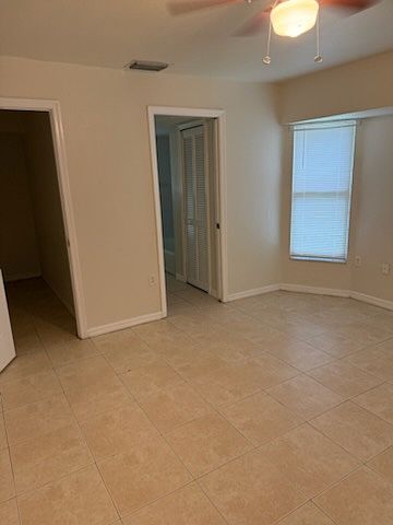 1st image of 1526 Lindsay Ave