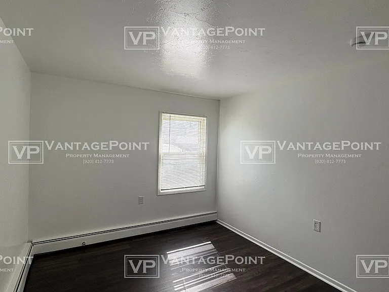 114 Victor St #14 — Photo 6