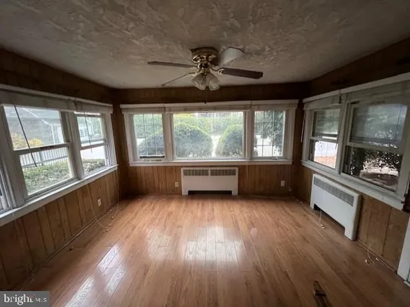 1004 Turner Ave, Drexel Hill, PA 19026