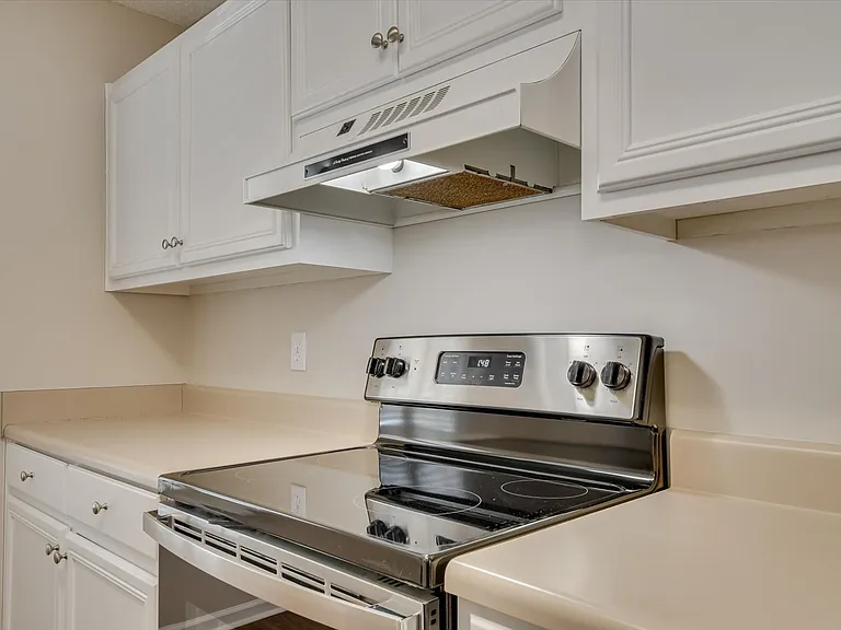 41 Innisbrook Dr #1 — Photo 26