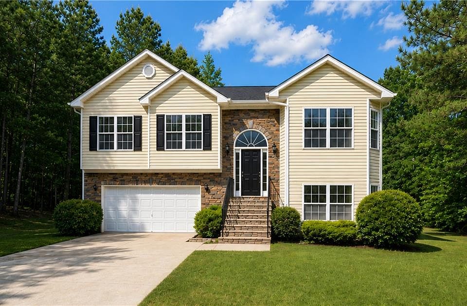 1st image of 210 Coldwater Dr