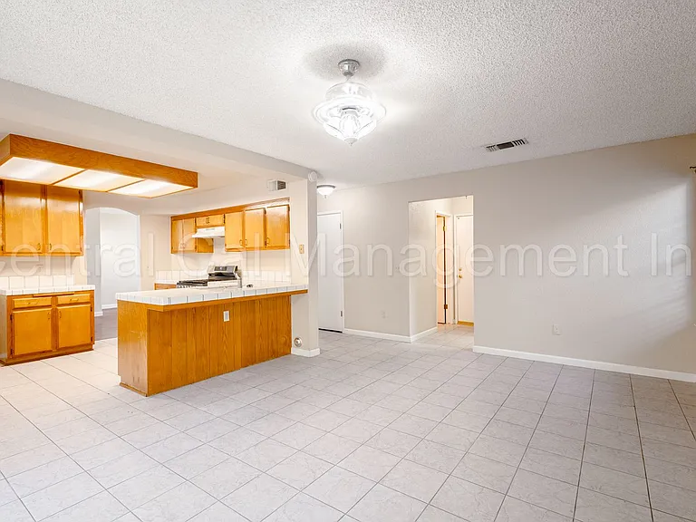 8004 Rushing River Ct — Photo 12