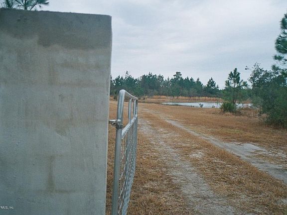 2nd image of 5904 County Road 209 S