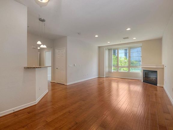 2nd image of 1465 C St Unit 3307