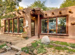 121 Lorenzo Rd, Santa Fe, NM 87501