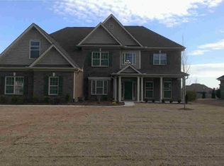 4720 Autumn Dusk Dr, Owens Cross Roads, AL 35763