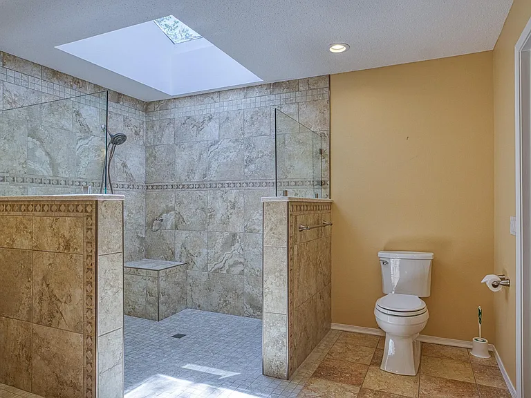 46 Acceso Cir — Photo 19