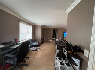 316 Firecrest Ln, Lawrenceville, GA