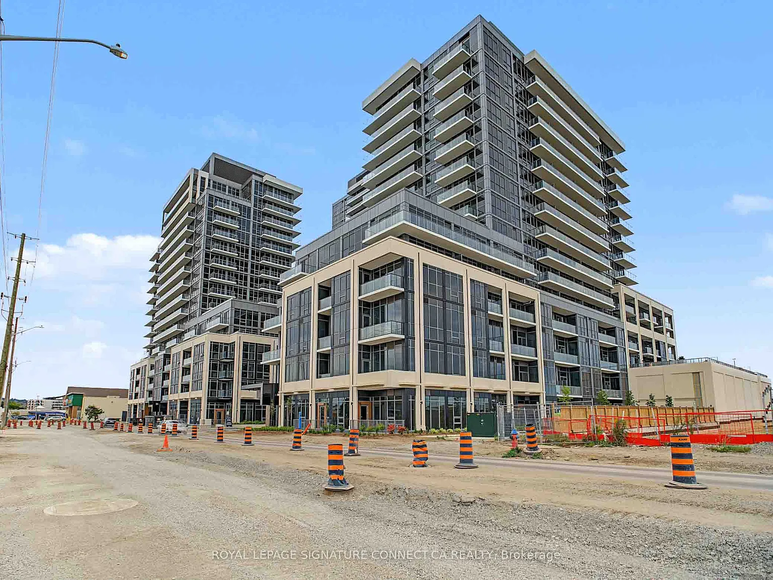 The Millhouse Condos — Photo 1
