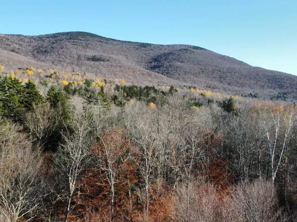 3401 Plunkton Road, Warren, VT 05674