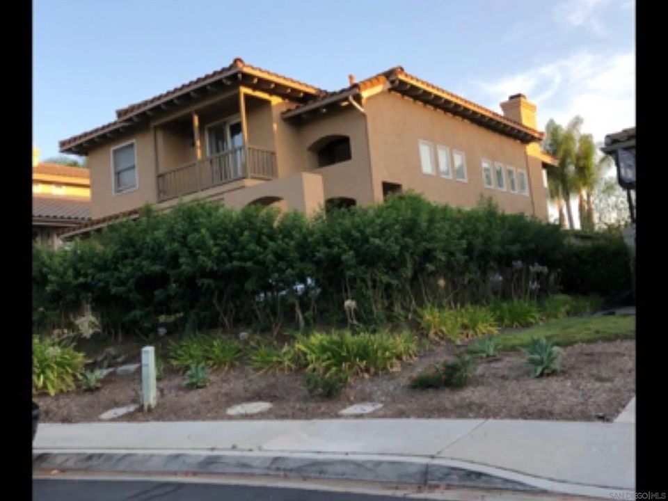 1st image of 3647 Camino Bajada