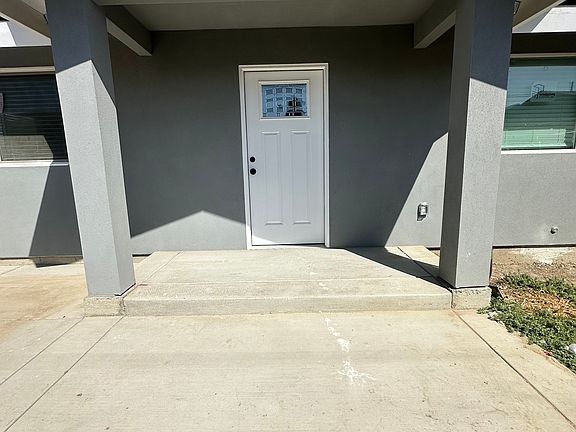 2nd image of 1423 Jefferson St
