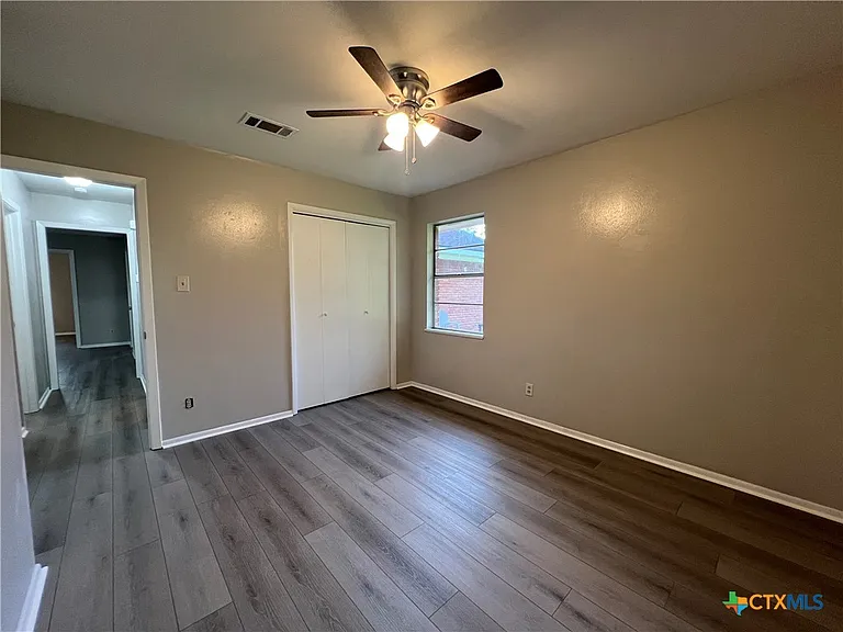 4612 Camellia St — Photo 12