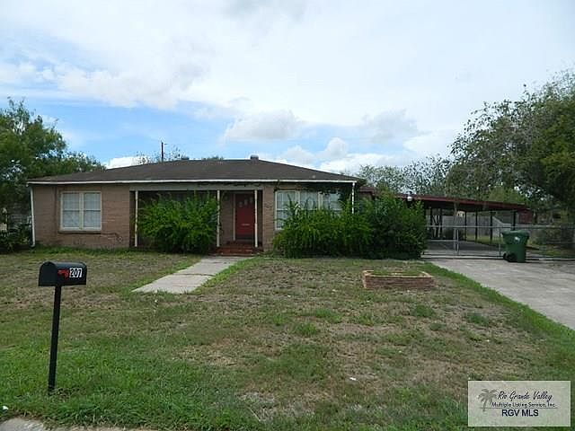 1st image of 207 Corona Crescent St