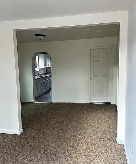 22485 Tulane Ave — Photo 8