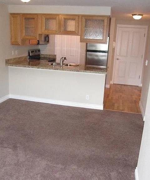 2200 Thorndyke Ave W #306 — Photo 6