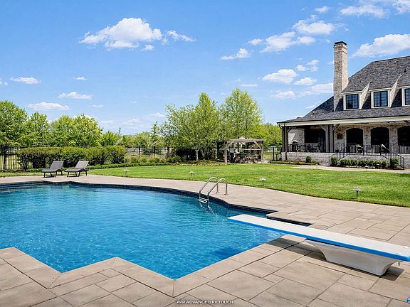 4th image of 2215 Red Bank Rd SE