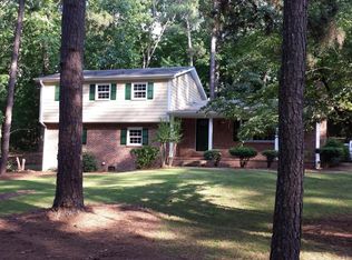 1210 E Massachusetts Ave, Southern Pines, NC 28387