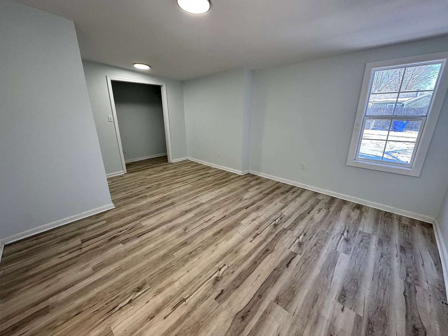 2 bed, $900 — Photo 3