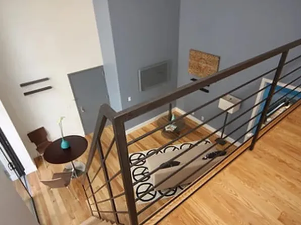 320 Bedford Avenue image 2 of 11