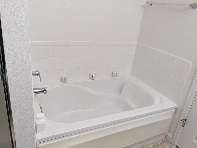 7700 E Academy Blvd — Photo 16