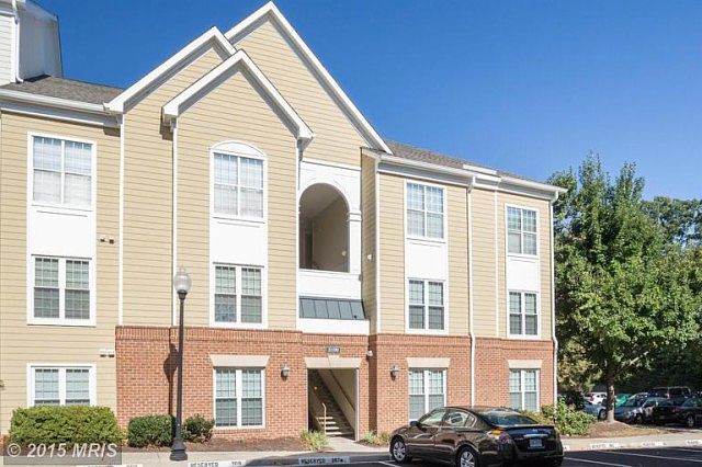 1st image of 2100 Highcourt Ln APT 302