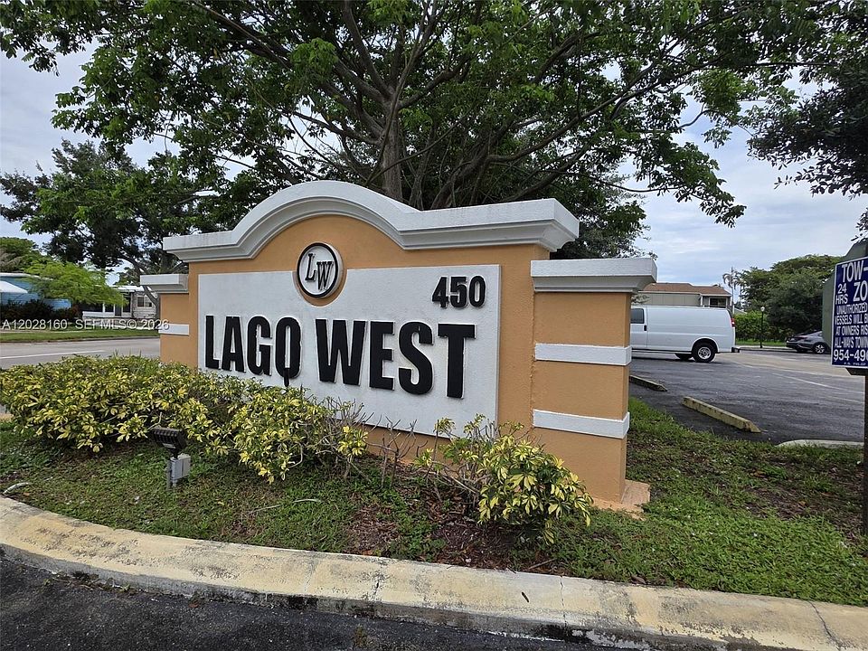 1st image of 450 Commodore Dr APT 108