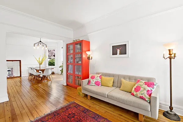 Sold by Corcoran | media 24
