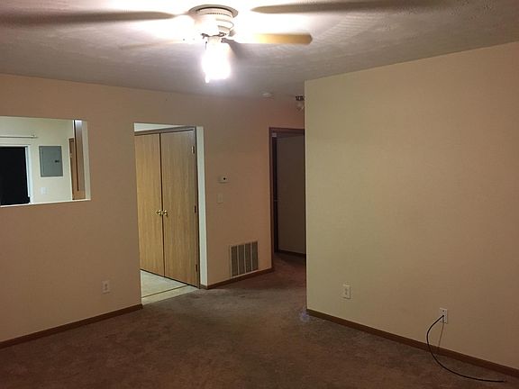 3rd image of 57 E Main St Unit D