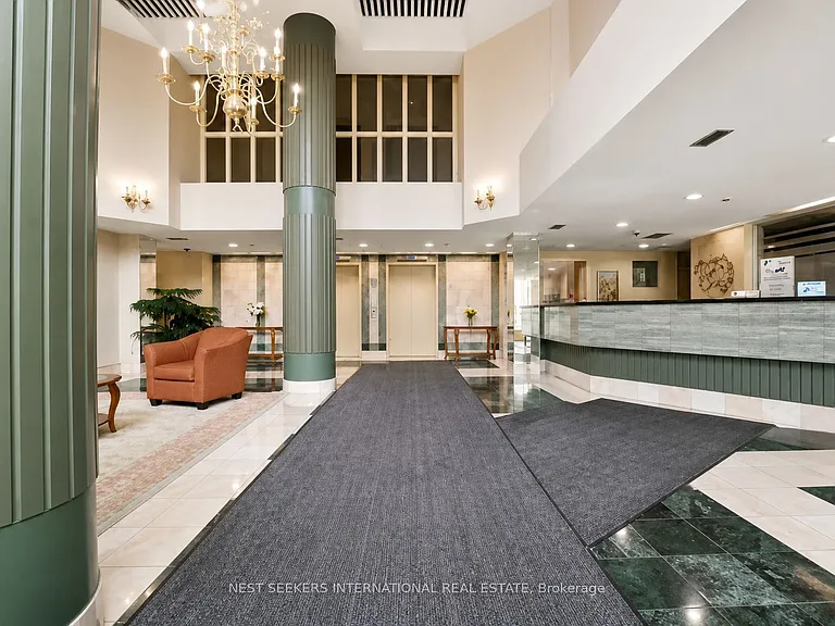 310 Mill St S #811 — Photo 18
