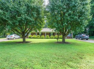 197-199 Hershel Lackey Rd, Lincolnton, NC 28092