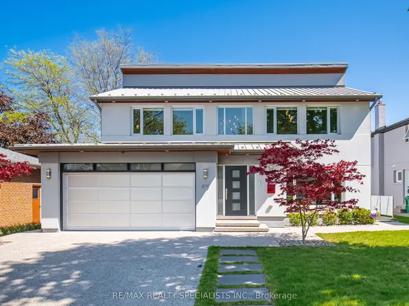 870 Hollowtree Cres, Mississauga, ON L4Y 2V2