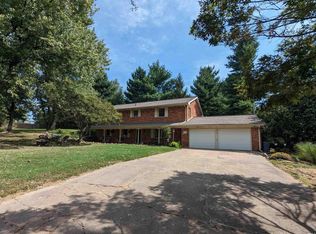 2720 S Sievers Extension Rd, Vincennes, IN 47591