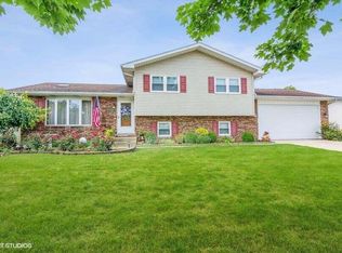 1325 W 75th Pl, Merrillville, IN