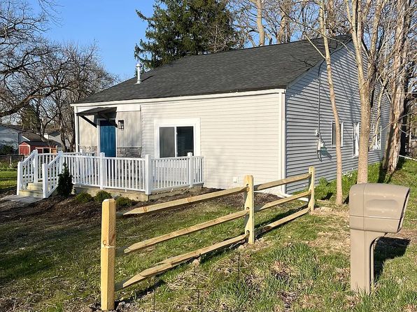 842 Lloyd Ave