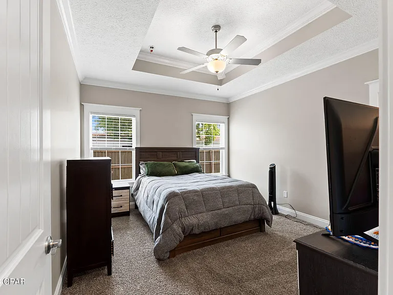 5206 Robins Ct — Photo 18