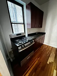 Rented by Salon Realty Corp