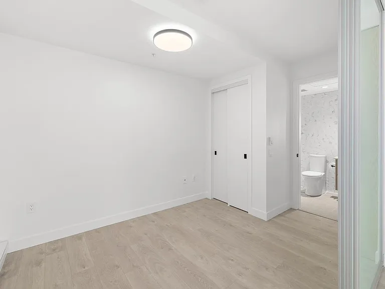 312 E 15th Ave — Photo 18